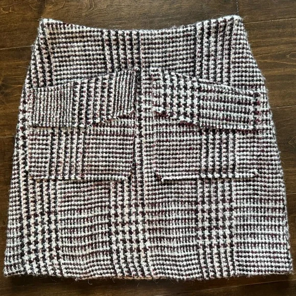 Line & Dot- Wool Blend Tweed Top and Skirt Set - Picture 2 of 8